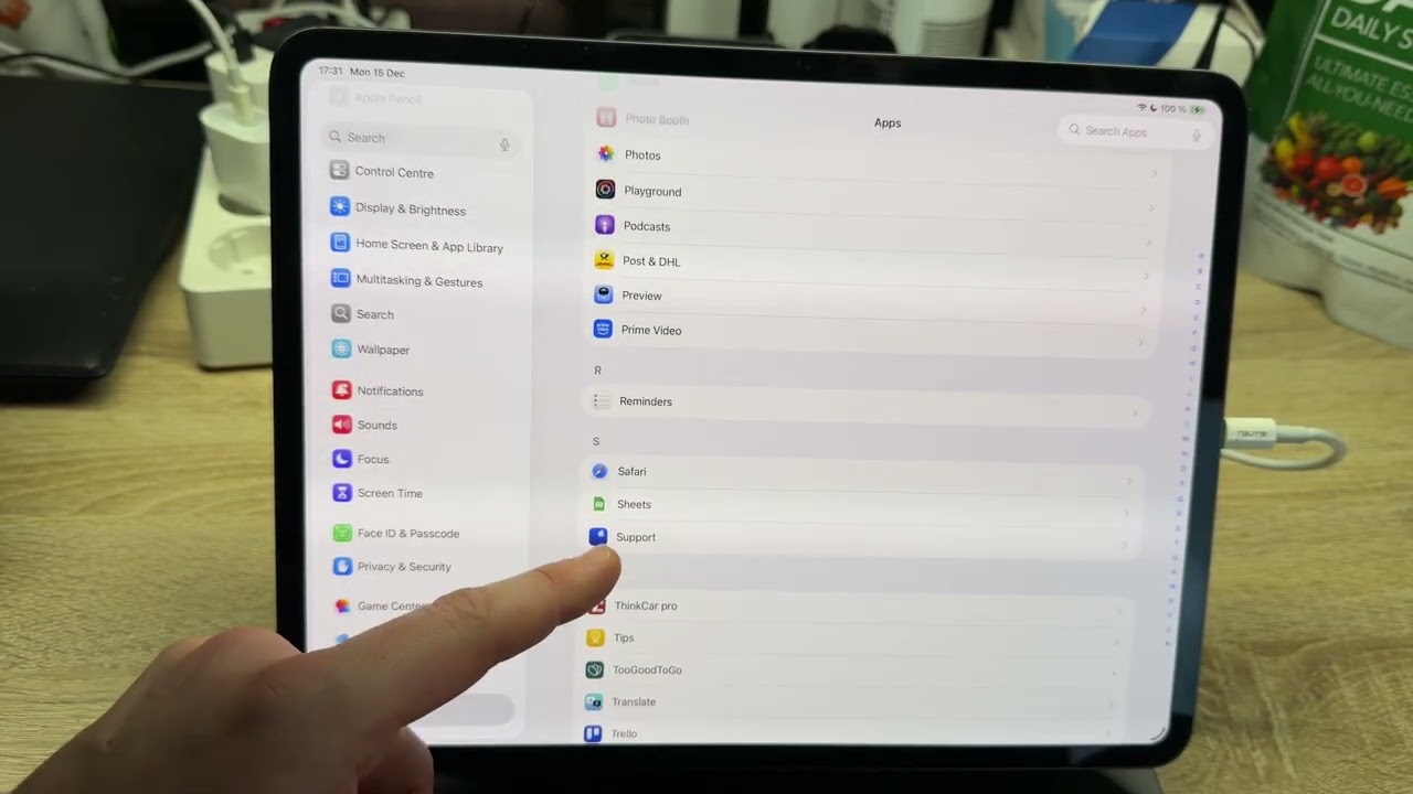Apple iPad Pro M5 (2025): 5 Settings You Need To Change RIGHT NOW! (Unlock MAX Performance)
