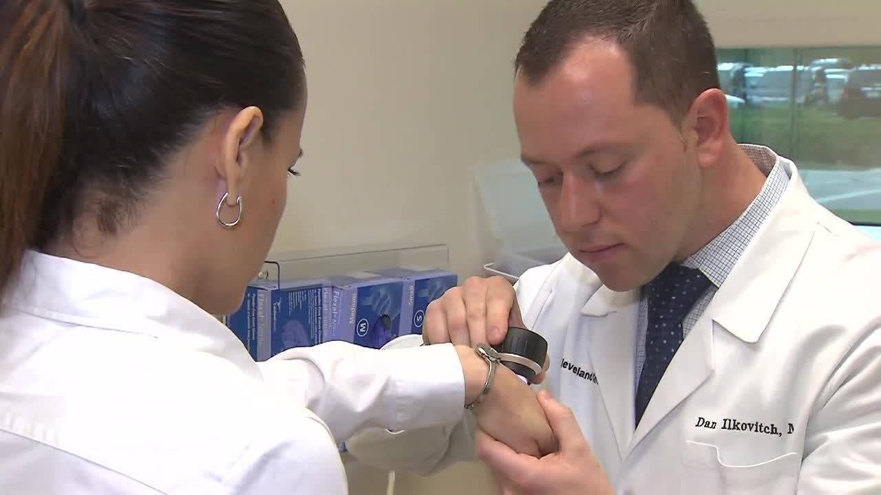 What causes psoriasis, how to ease symptoms