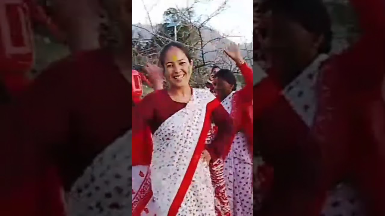 आज की होली ऊपर चाची उनके घर में खेली 🥳 उन्होंने खिलाया सूजी का हलुआ 😋🤪 #subscribe #comment #like