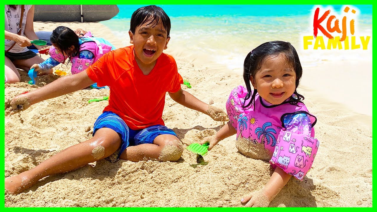 Family Fun Day at the Beach and playing with Sand!