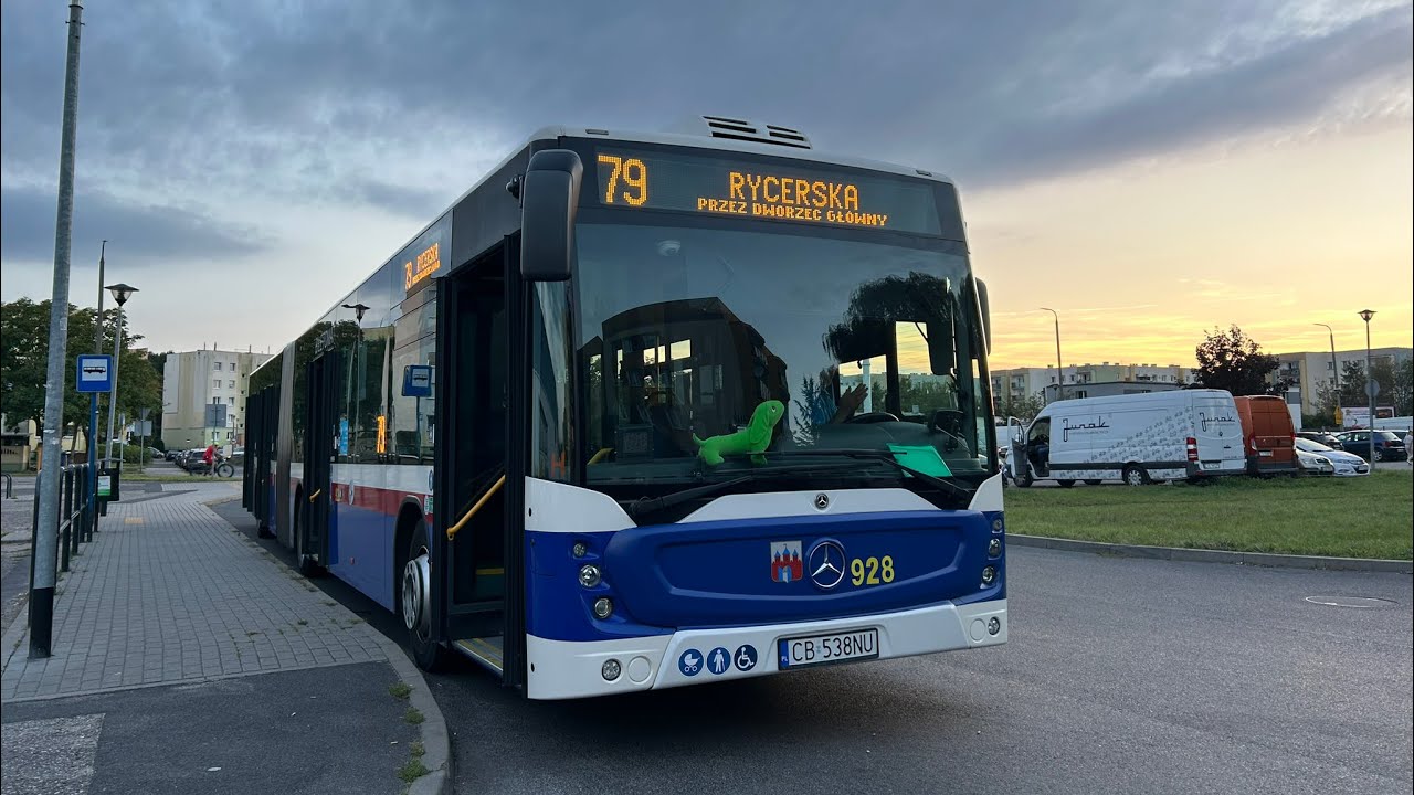MZK Bydgoszcz - Linia 79 - Mercedes-Benz Conecto G #928 