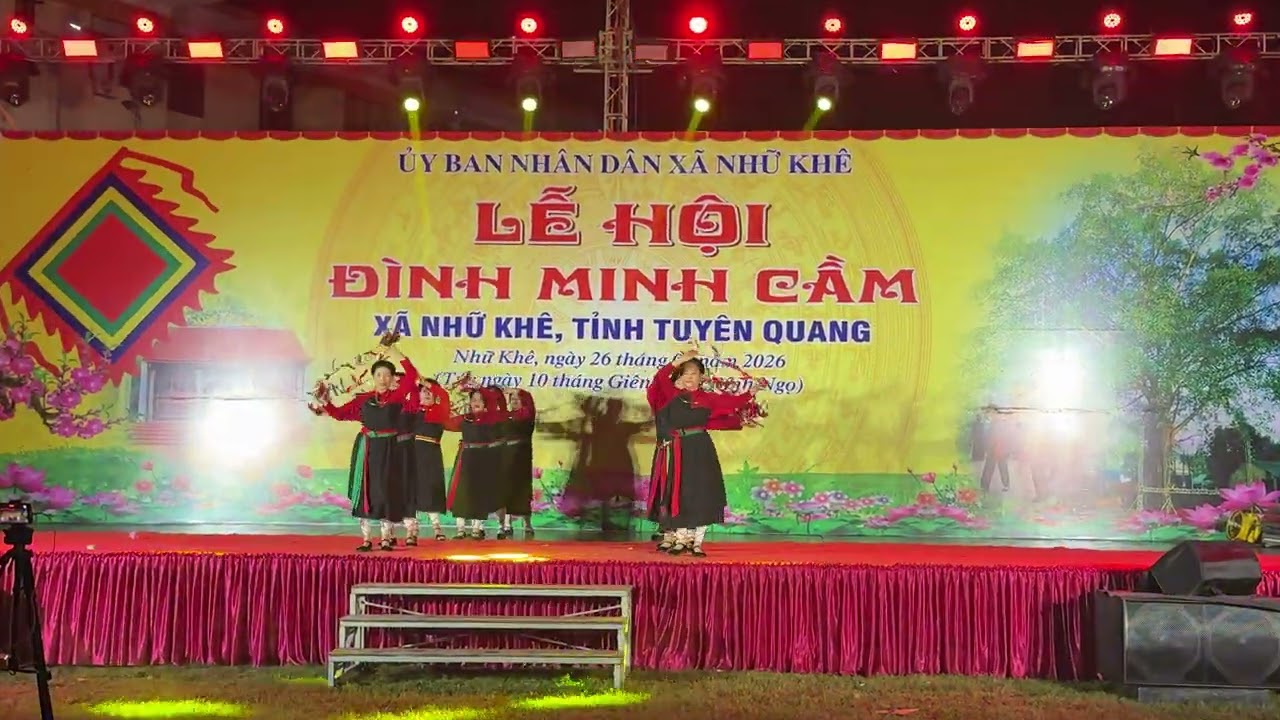 village festival in my hometown  2   hội làng 2