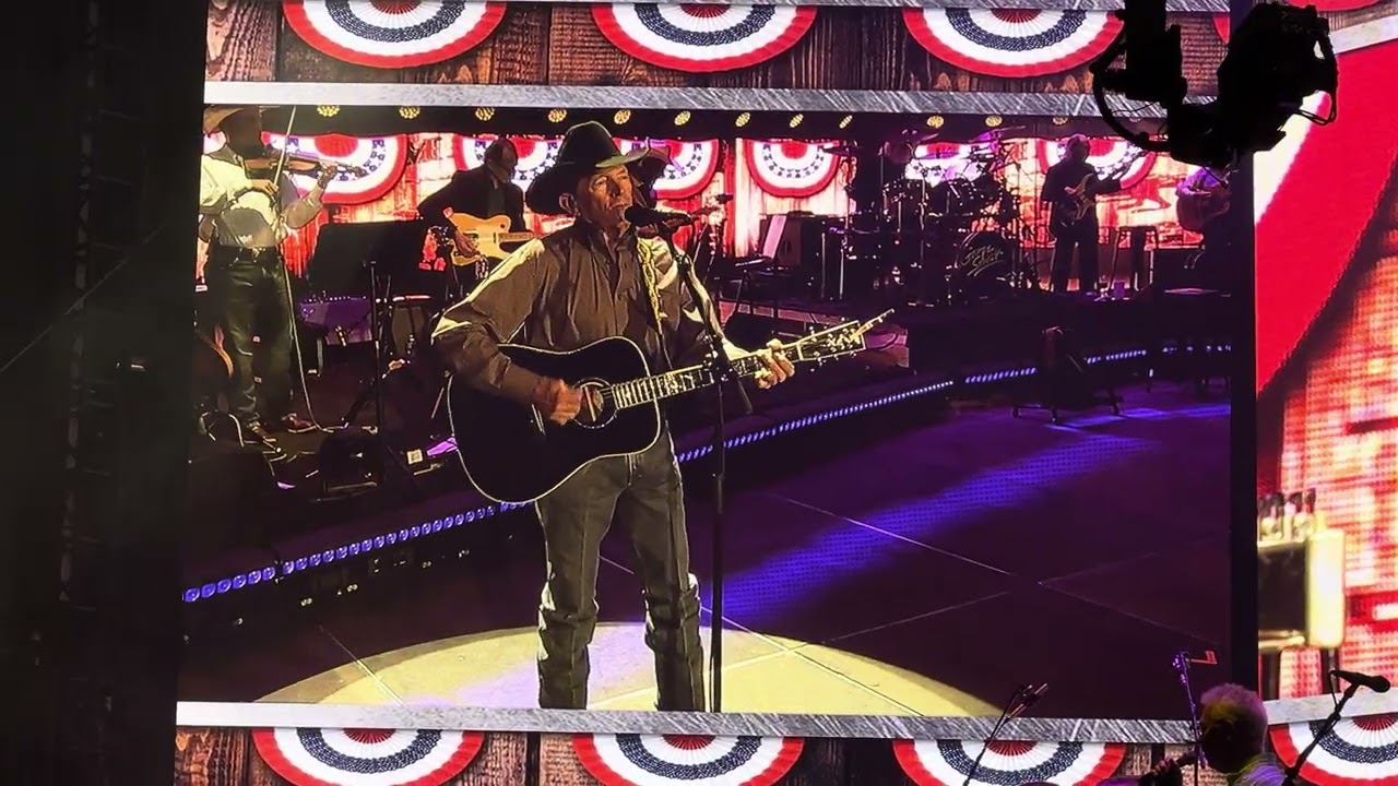 George Strait - “Amarillo By Morning” at MetLife Stadium East Rutherford, NJ