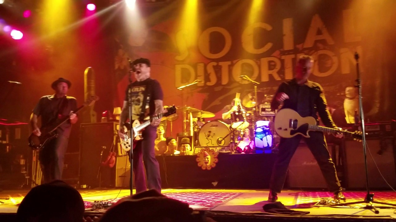 Social Distortion - Still Alive  7.29.17 Bogart's