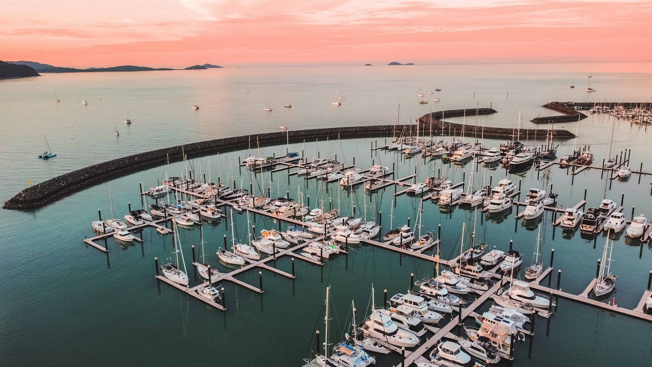 FISHING AIRLIE BEACH
