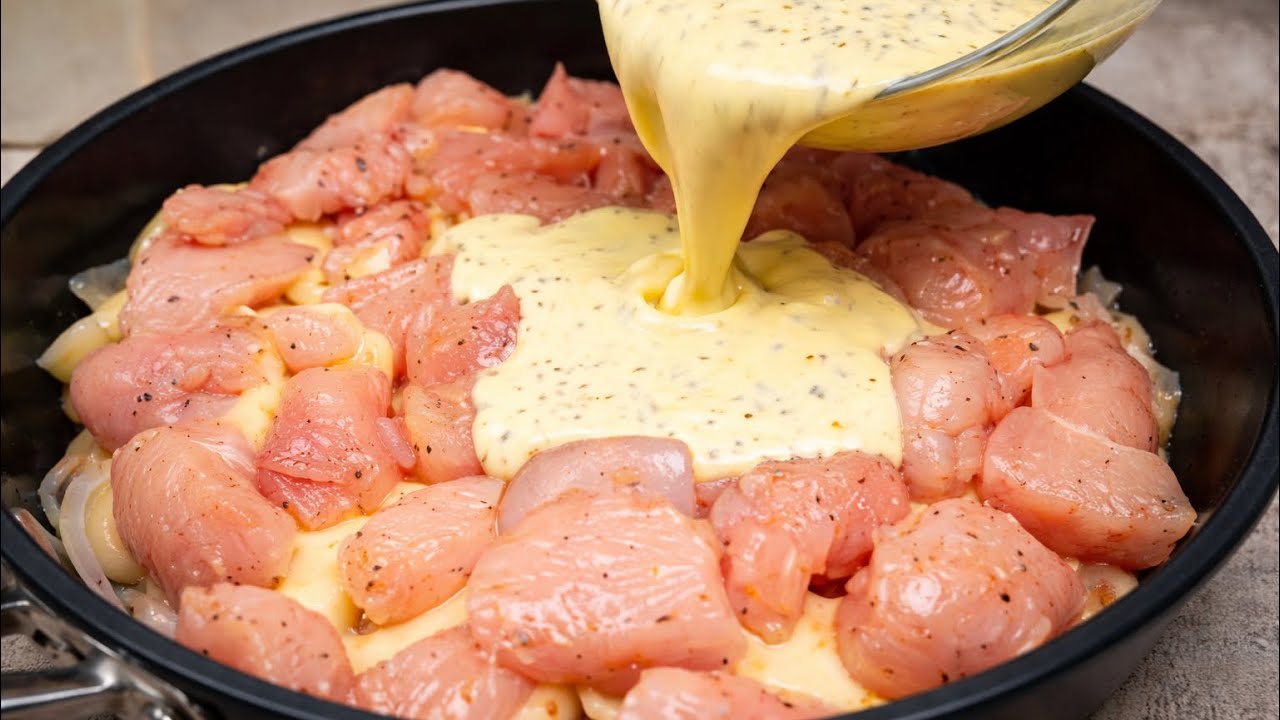  It’s so delicious that I cook it almost every day!An incredible chicken and potato recipe!” 🍗🥔