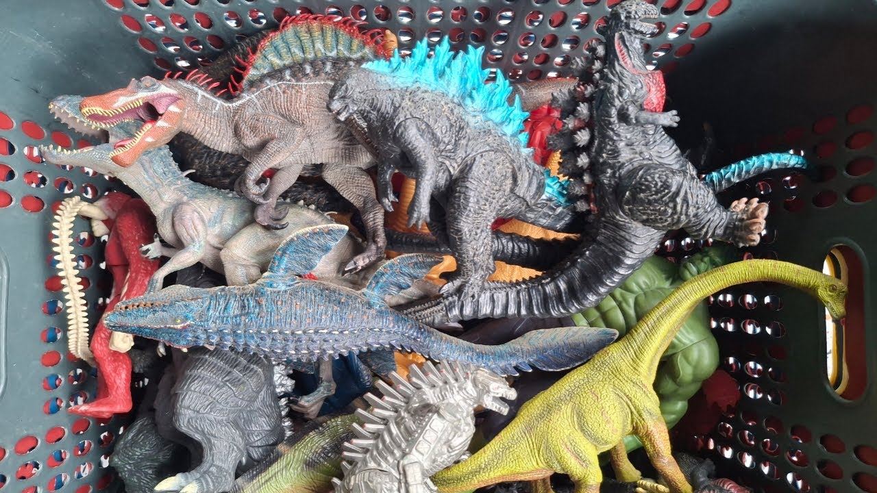 Hunting found Shin Godzilla,T Rex,indominus Rex,Burning Godzilla,earth Godzilla,kingkong vs Godzilla