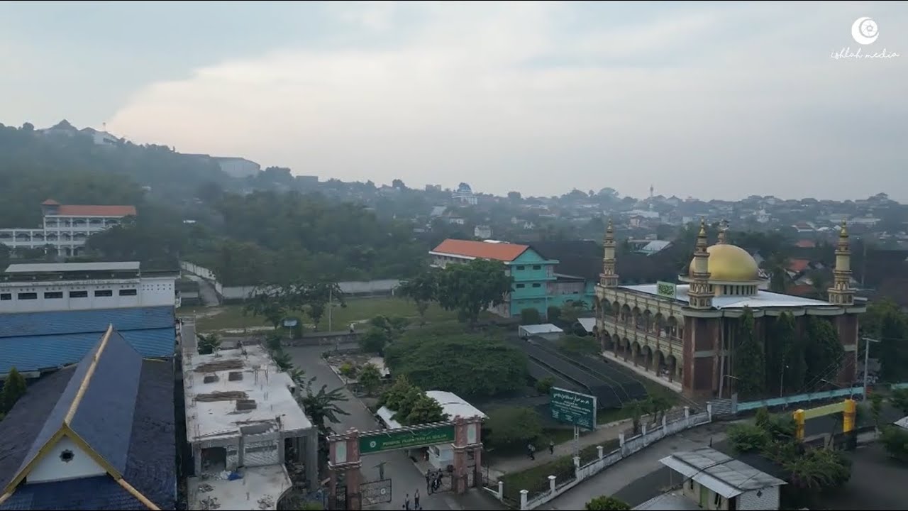 Sejarah dan Fasilitas Pondok Pesantren Al-Islah Paciran Lamongan