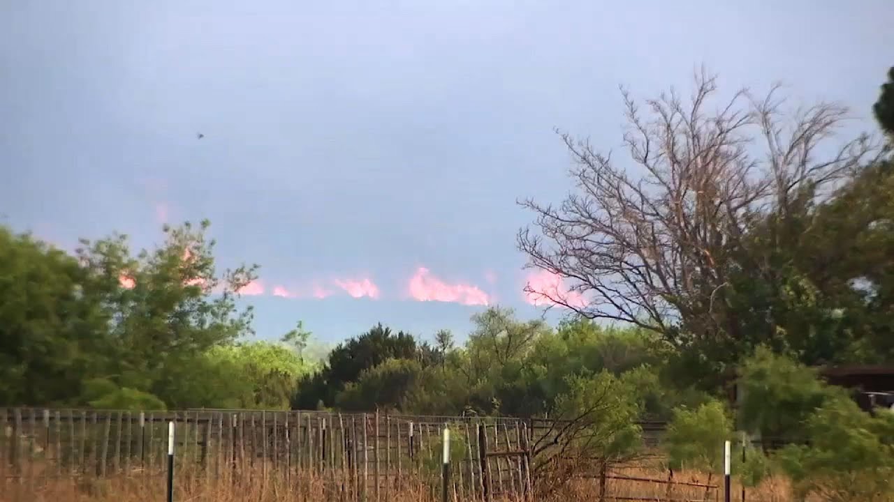 Wildfires force evacuation order in Texas