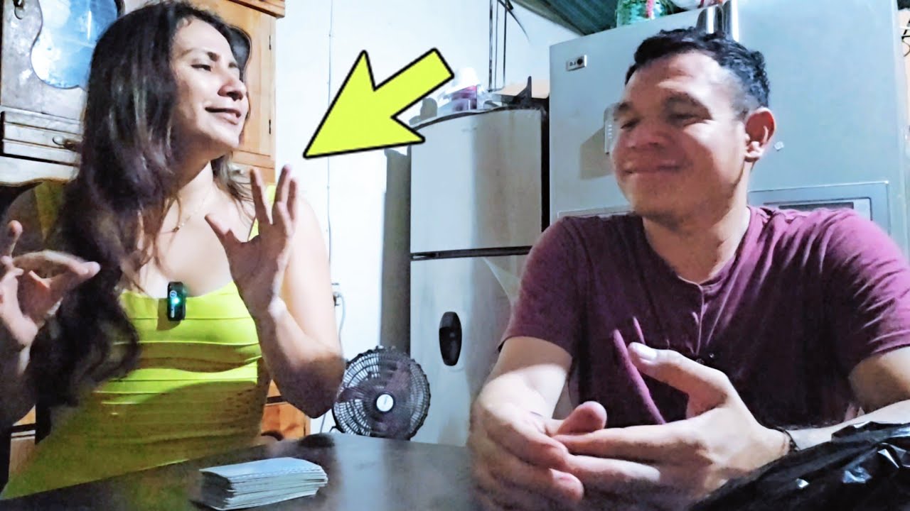 YENI le dice a BORIS como le quedan los trajes de bañ0🩱🤭 La cara de BORIS🤭