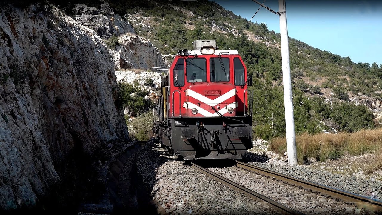DE24406 Yakıt Treni, Km 311+314 Demirçit, Karaisalı / Fuel Train, MTE-Alstom Loco. Taurus Mountains