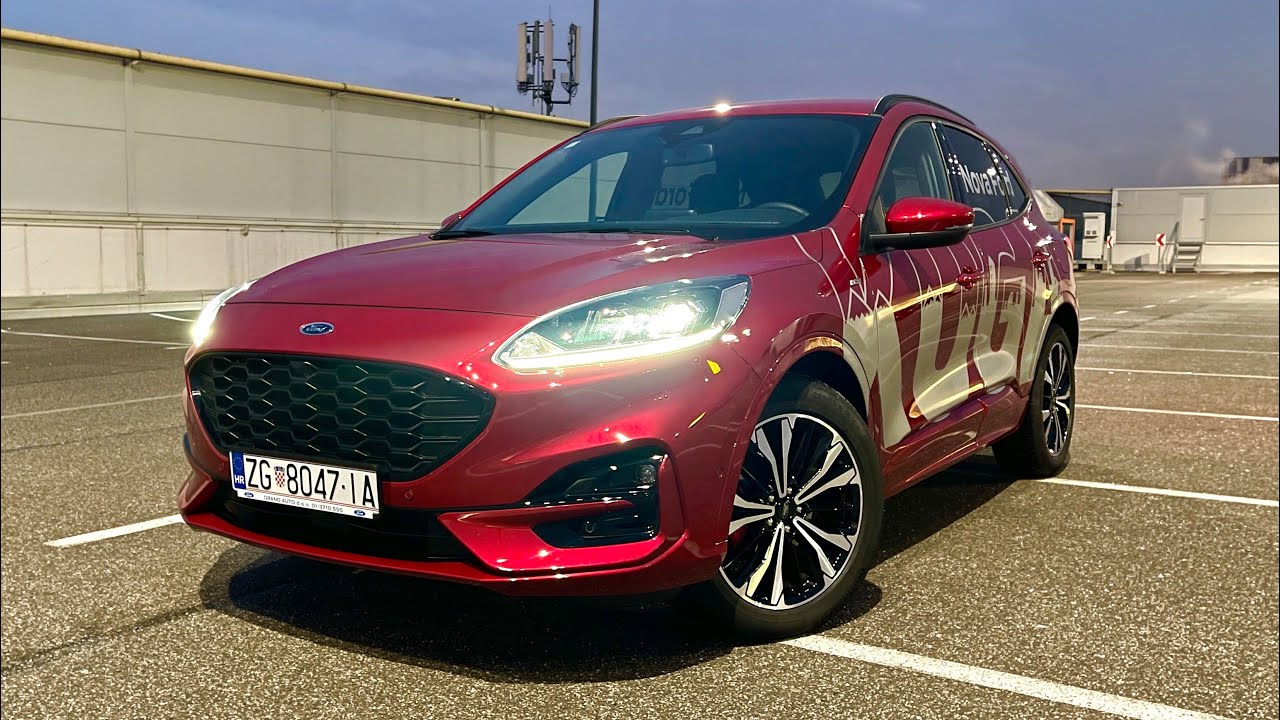 Новый Ford KUGA 2021 ночью - светодиодные фонари, окружающее освещение и ЦИФРОВАЯ кабина (ST-Line)