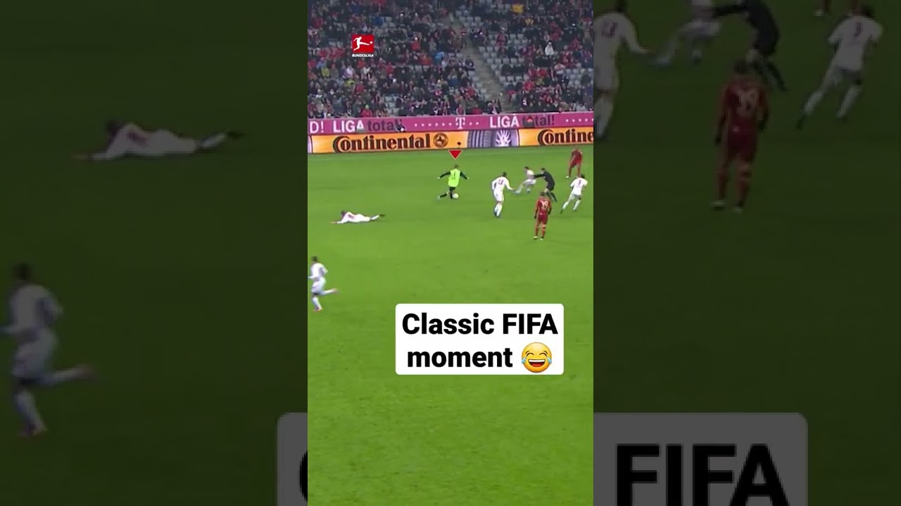 Neuer Playing as Striker?! 😅