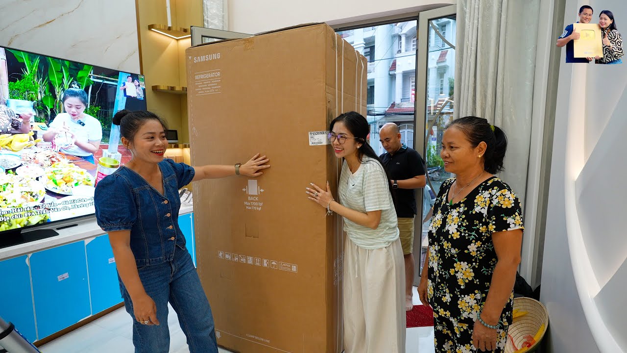 Ho&agrave;n thiện lắp đặt nội thất Ng&ocirc;i Nh&agrave; của Phạm Dũng Phan Diễm ăn mừng đại tiệc Hải sản c&ugrave;ng Cẩm Ti&ecirc;n