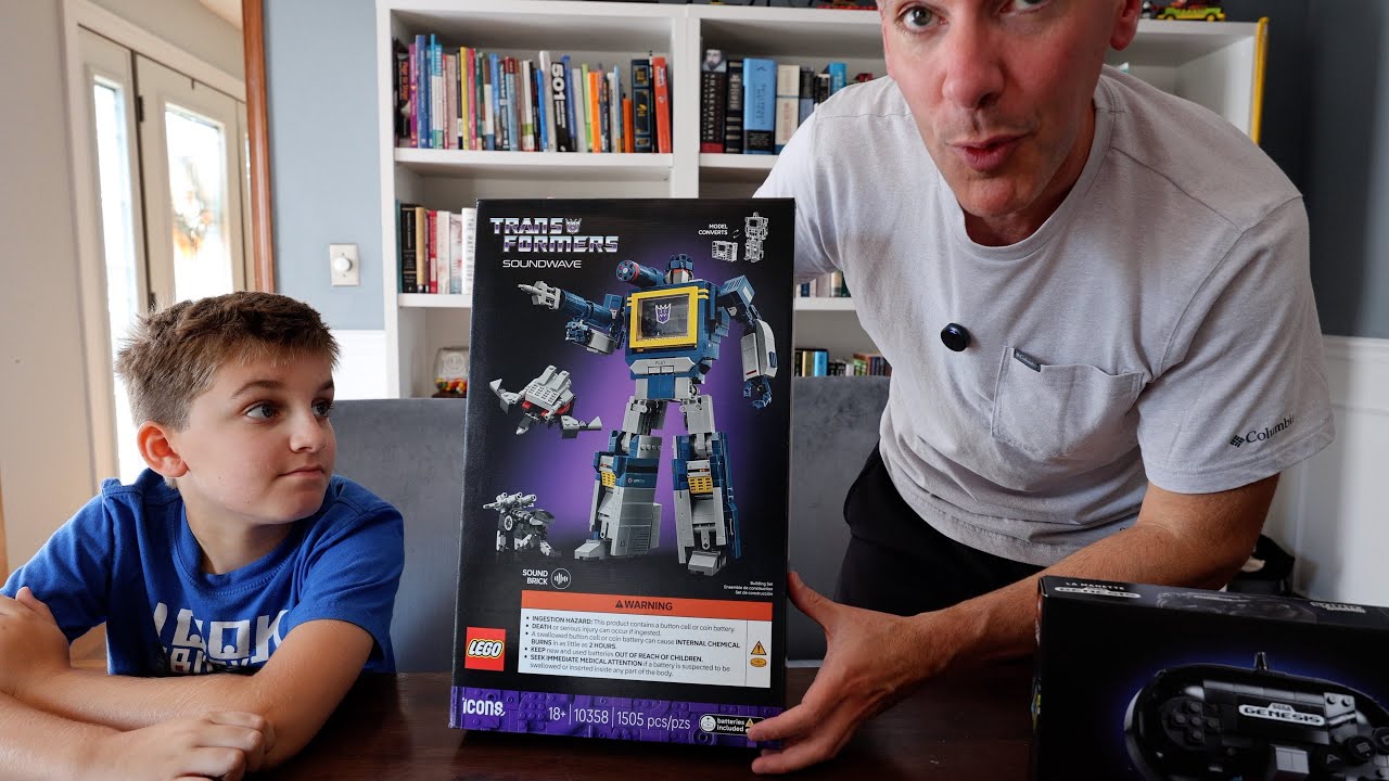 Наш опыт сборки LEGO Transformers Soundwave