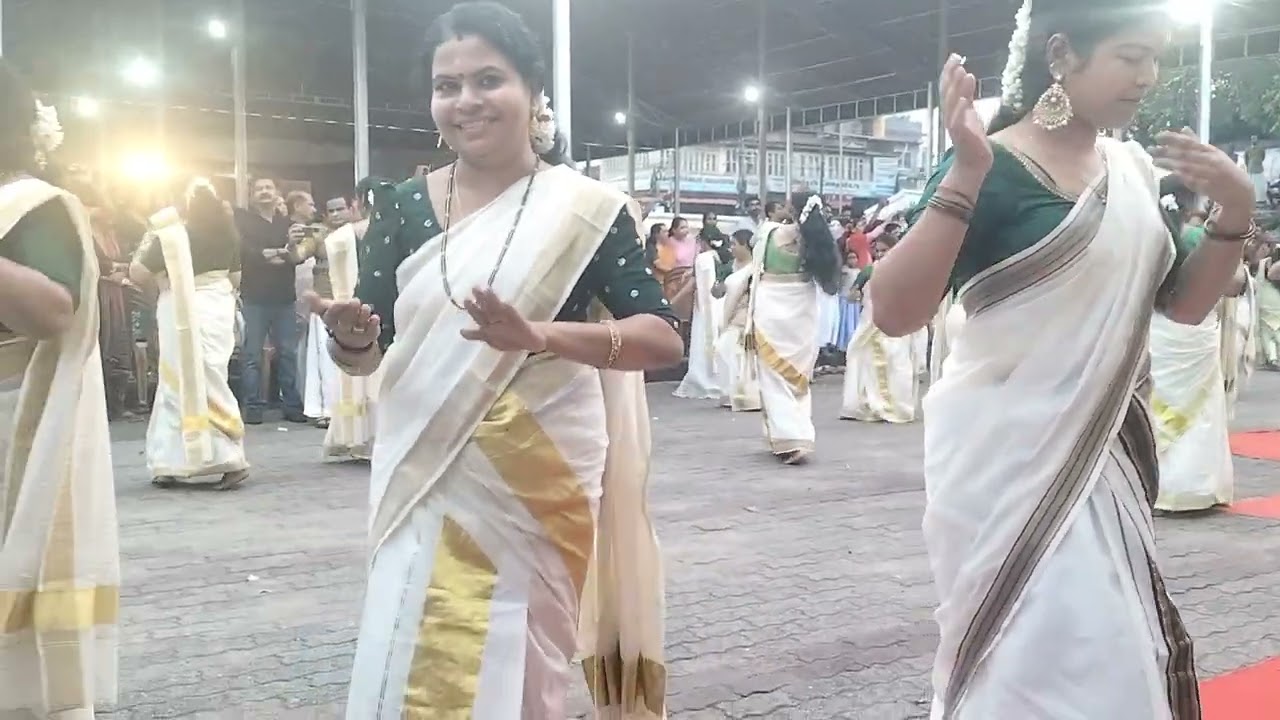  തിരുമുൻപിൽ തിരുവാതിര.  @.   തിരുനക്കര