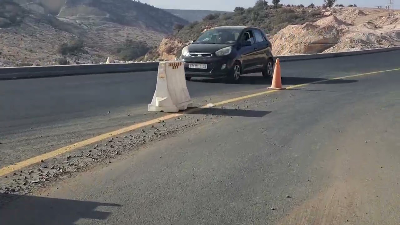 نظرة شاملة عن أشغال شركة Aleq وشركة Mojazine في الطريق السريع الحضري من المرسى إلى مدارة ليزاميكال