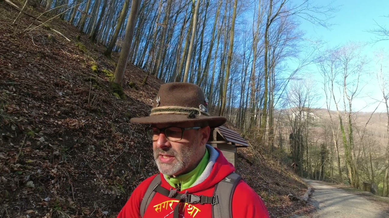 Rundwanderung bei Bad Urach mit schönen Highlights und bestem Wanderwetter.