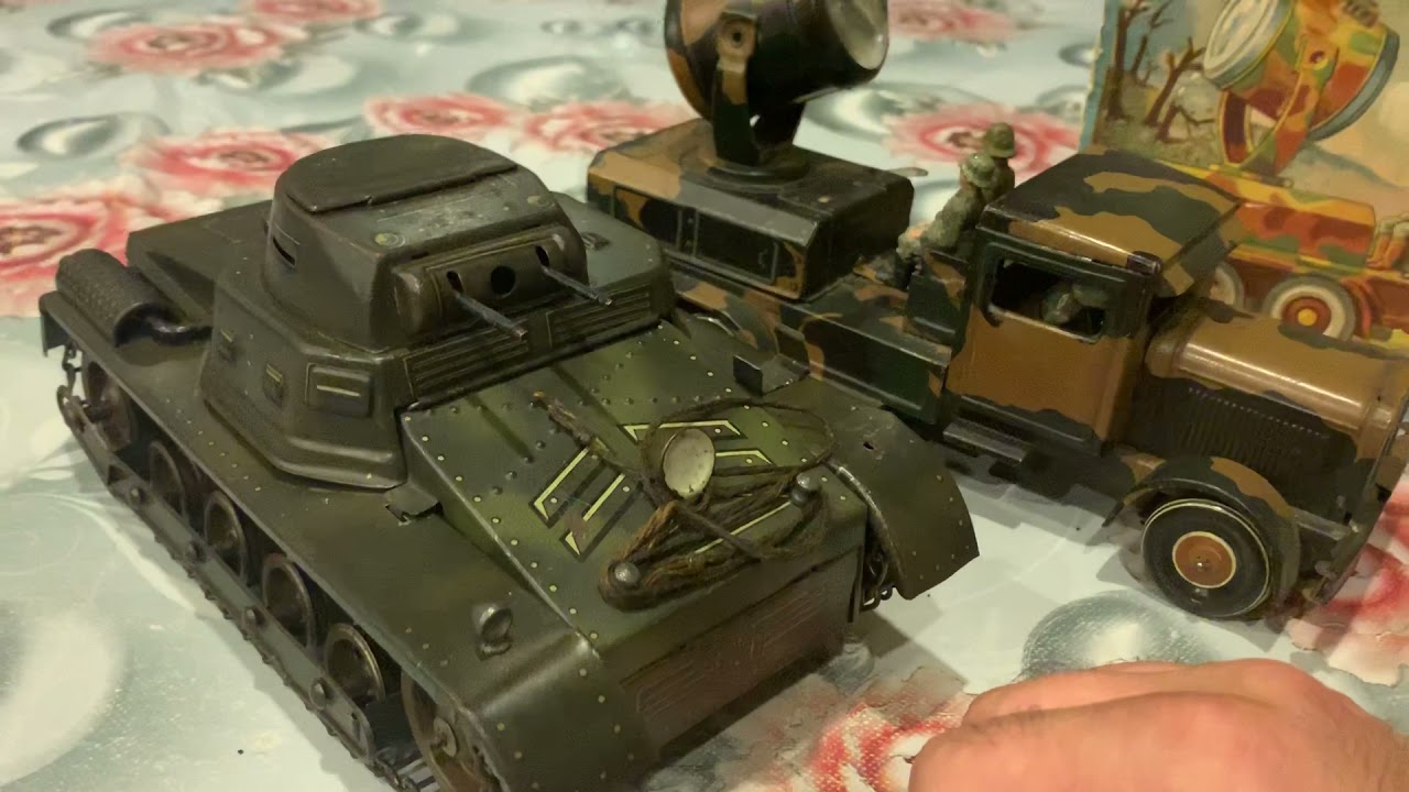 TIPPCO PREWAR MILITARY TOYS / Жестяные игрушки Германии довоенные