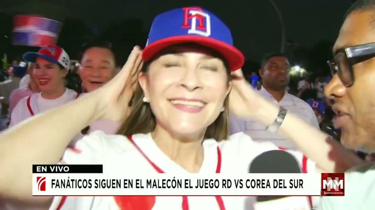 Fanáticos siguen en el Malecón el juego RD vs Corea del Sur