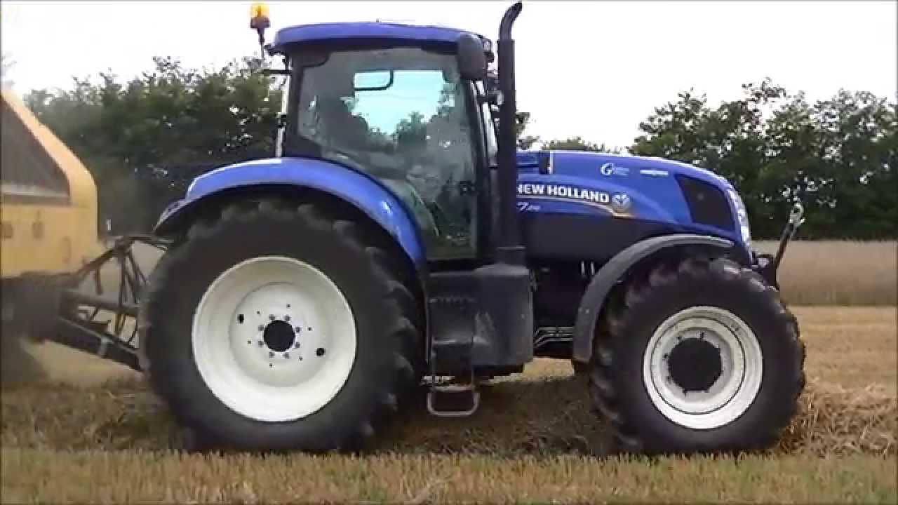 Pressatura paglia 2014 New Holland t7.210 AC + NH BR7070