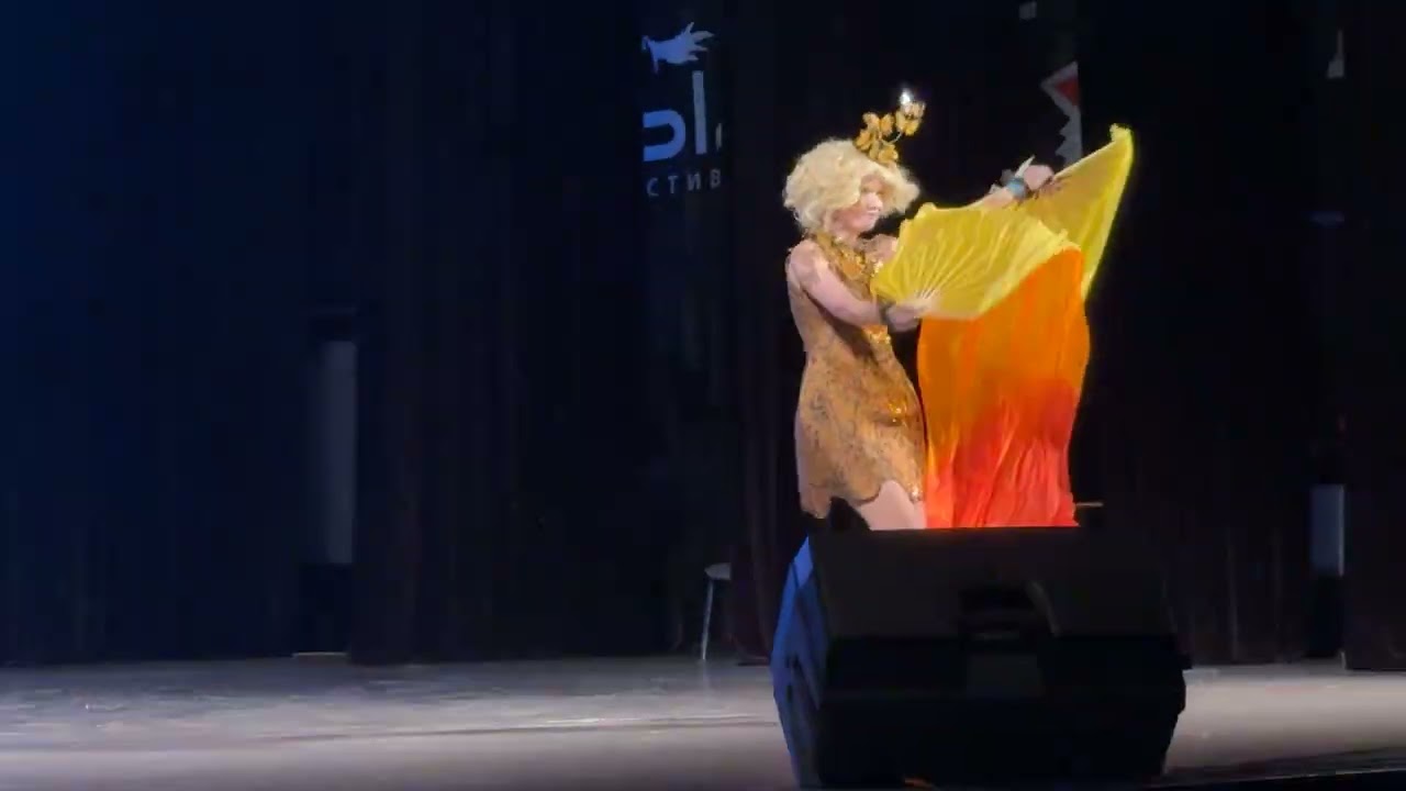 Billka_cos // Corgeek 2025 // effie trinket // 