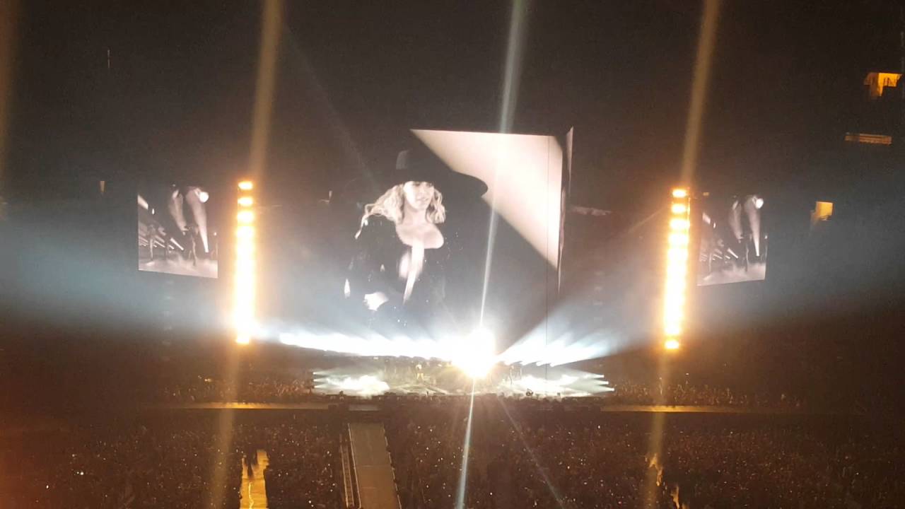 Beyonce formation tour 2016 Dallas TX