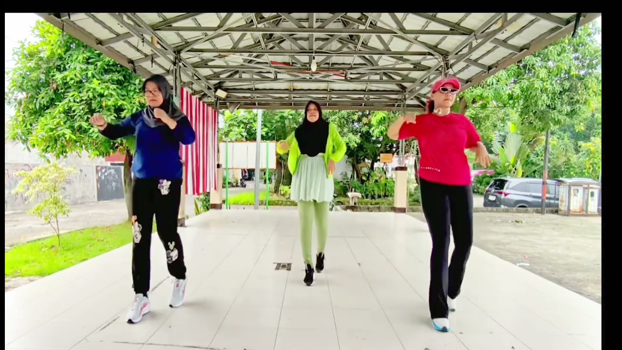 Bangunkan Aku Bila Langit Terbakar (Remix)_ Gici_Line Dance
