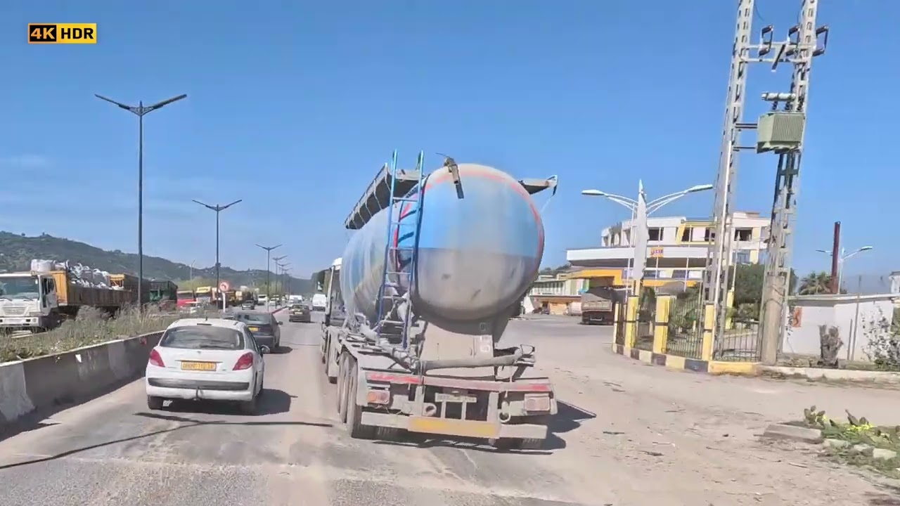 Nous continuons la route vers la wilaya de Jijel, et nous passons par plusieurs communes.🇩🇿😎⛱️👍🏼❤️