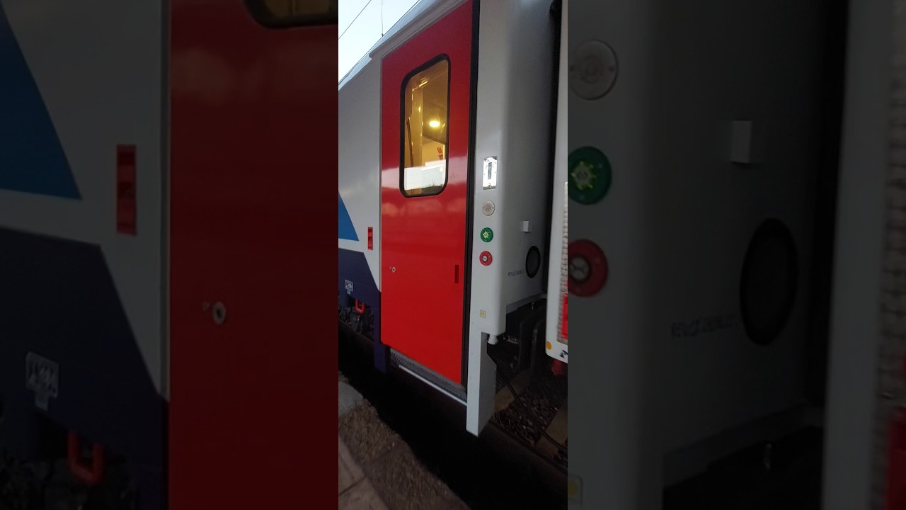 New CFR restaurant car in service.. #train #railway #railways #railroad  #trains #cfrcalatori