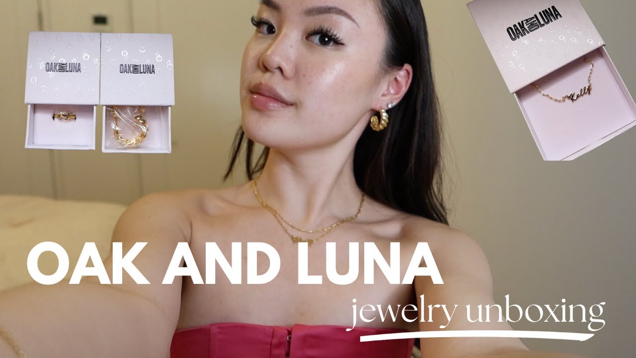 jewelry unboxing 🤍 personalized p[ieces from Oak and Luna