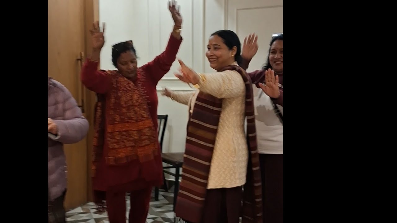 Laxmi Devi Kirtan Bhajan is live स्वागत है यूट्यूब फैमिली का मेरी लाइव वीडियो में