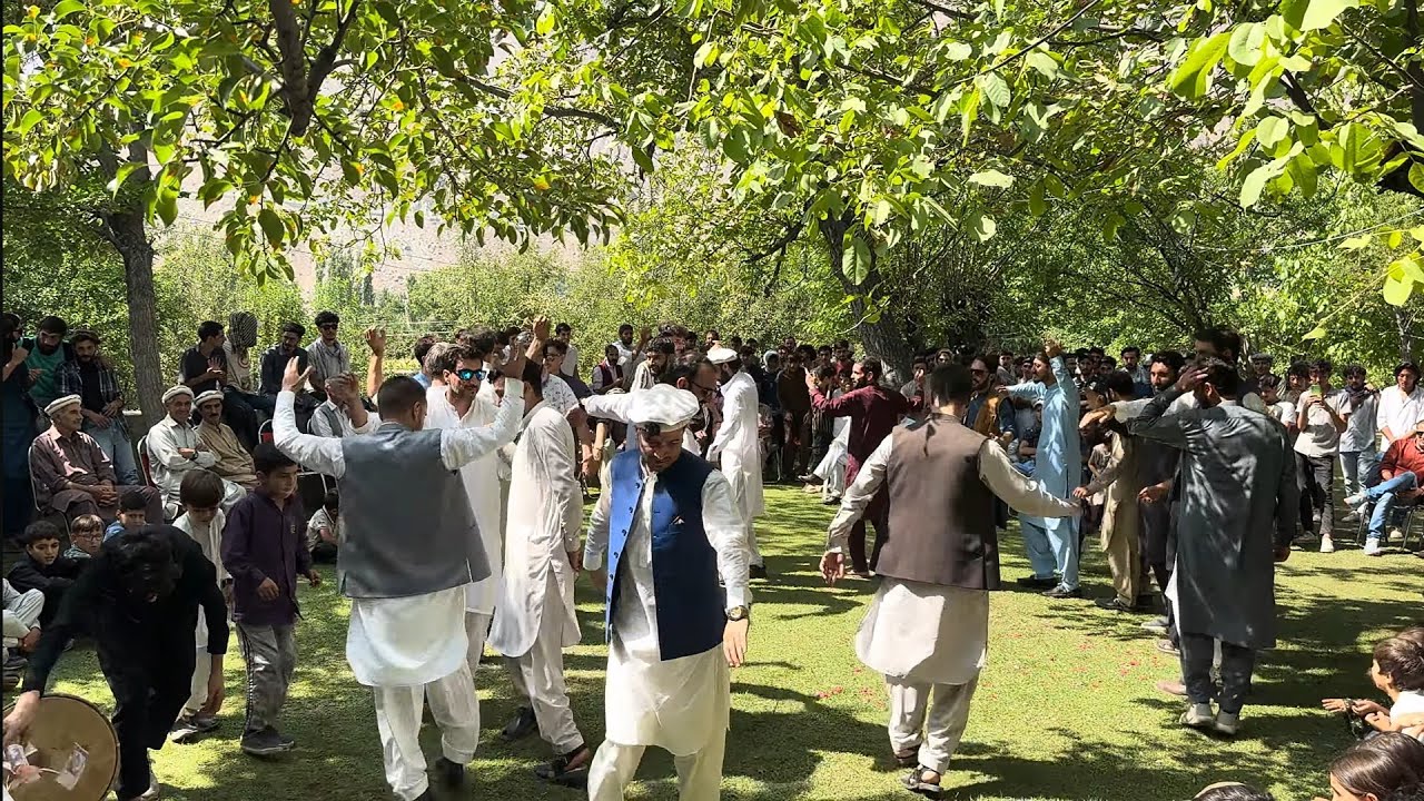 Best Chitrali Dance | Naveed Ur Rehman Wedding Meragram No 1