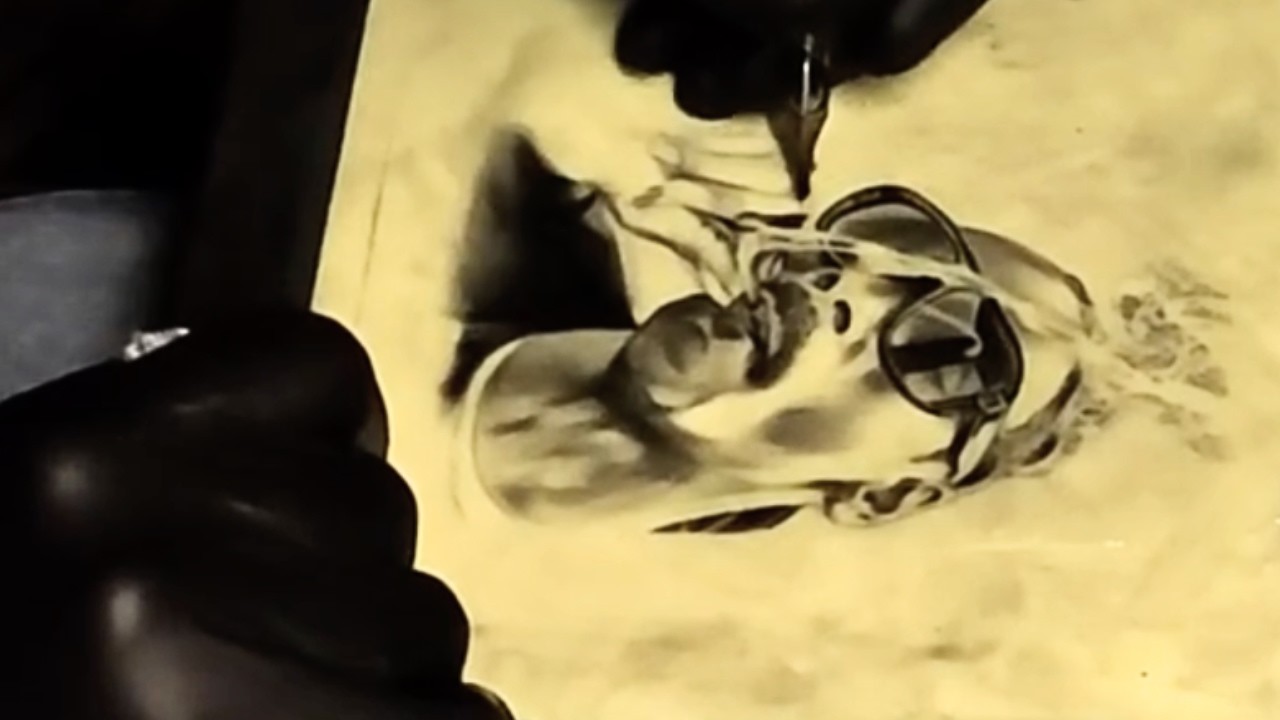 Realistic Tattoo Timelapse – Ritratto Snoop Dogg su pelle sintetica