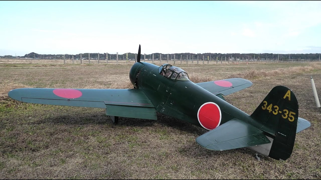 【実機さながらのラジコン飛行機】紫電改、千葉の空で優雅に舞う