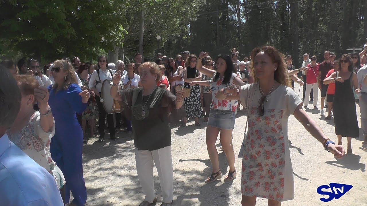 Misa, procesión y baile en honor a la Virgen del Prado en Retortillo