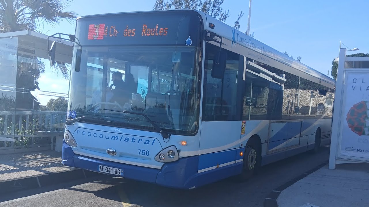 A bord du Heuliez Bus GX 327 750 sur la ligne 3 destination 4 chemin des routes Toulon 