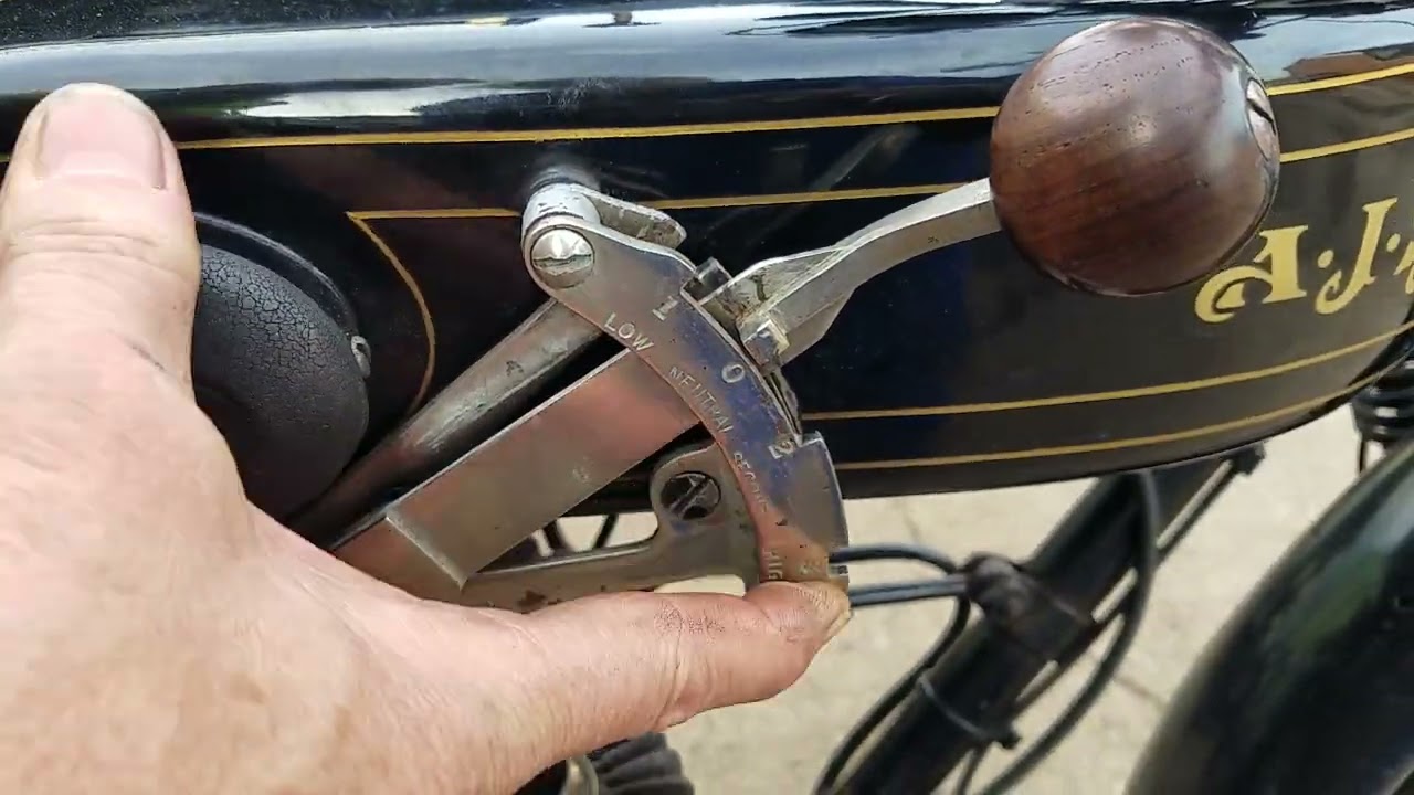 1925 AJS MODEL E5 350cc at Andy Tiernans #09104AJS