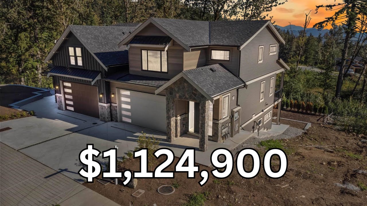 Touring a MISSION BC Modern Home with Stunning River Views!