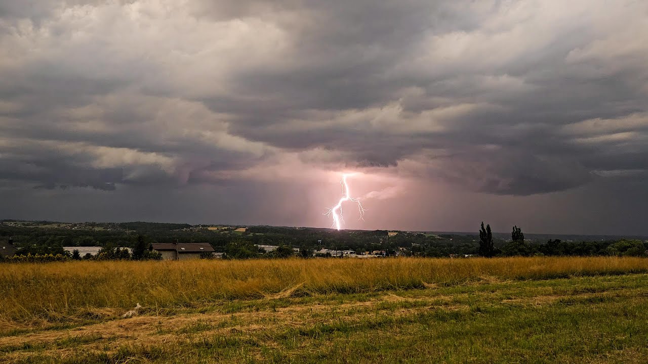 Burze Czaniec/Bielsko-Biała 30.06.2024 - umiarkowane!