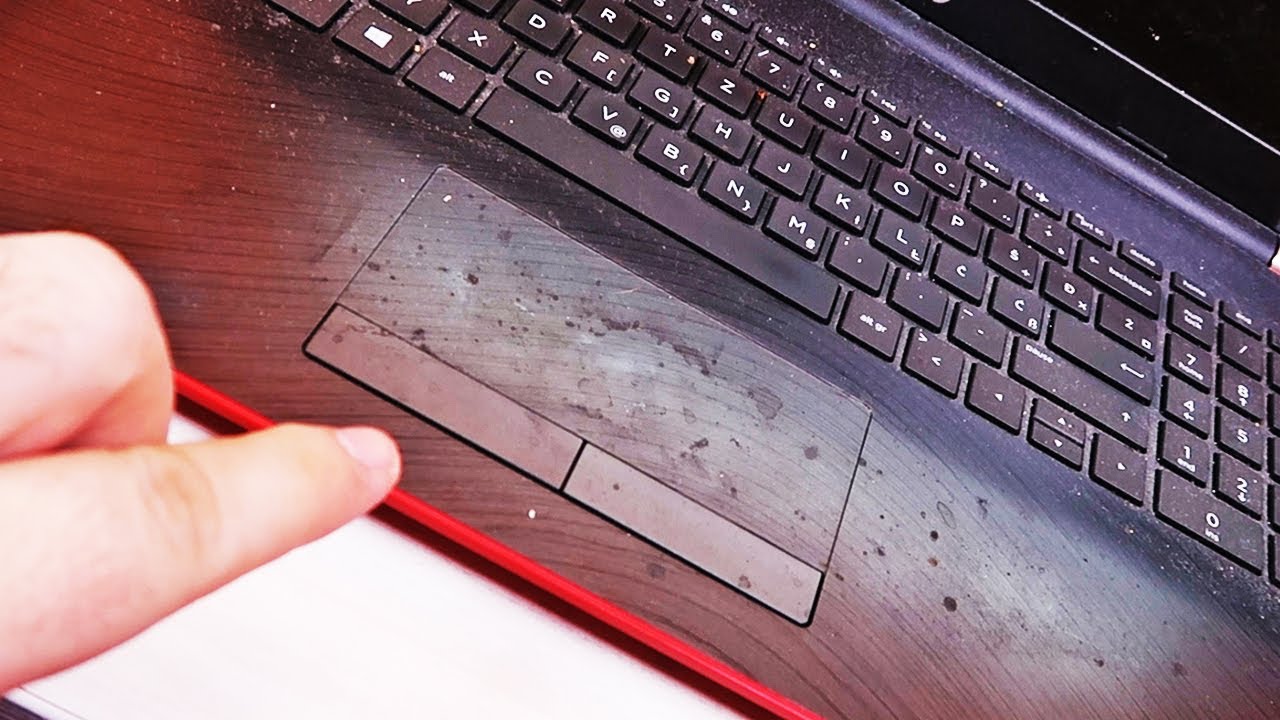 Čistim odvratan laptop 🤢