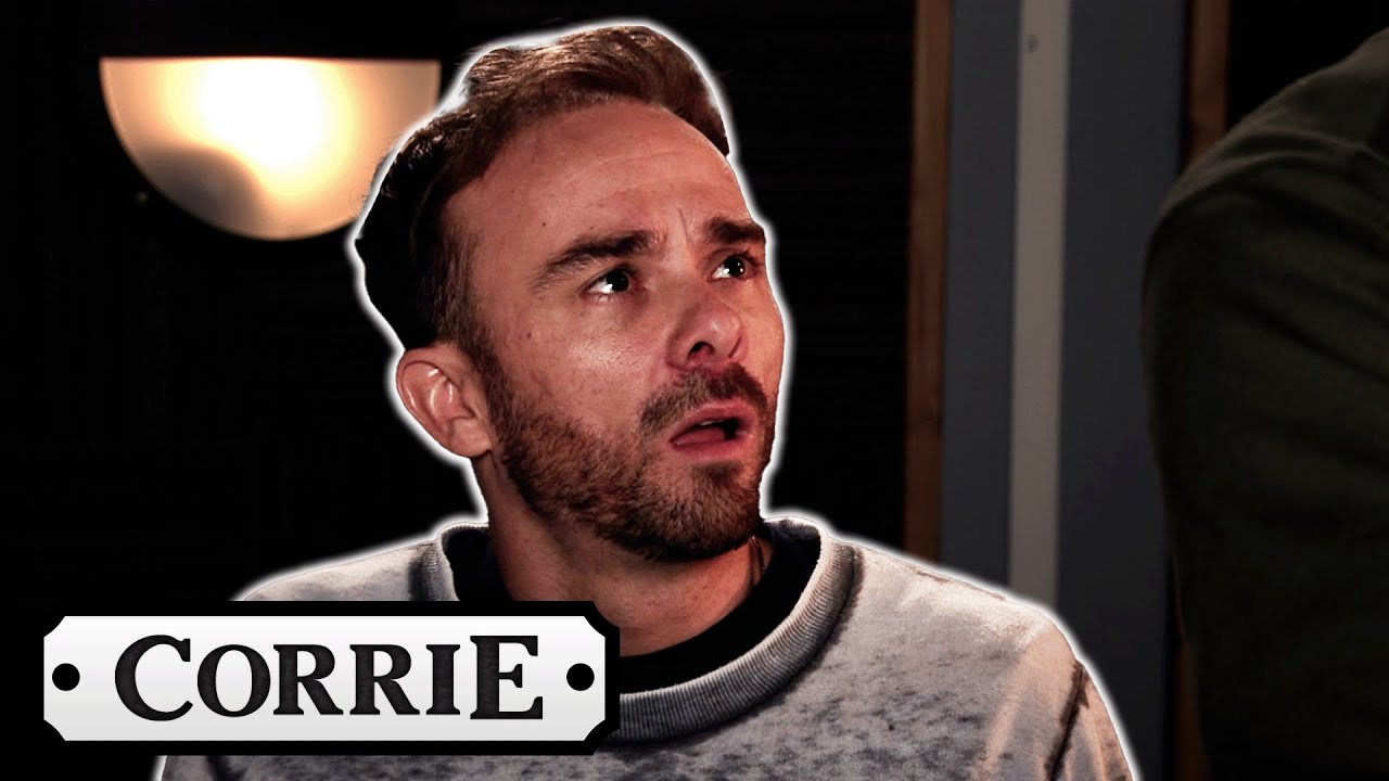 Did David Burn Down His House? | Coronation Street