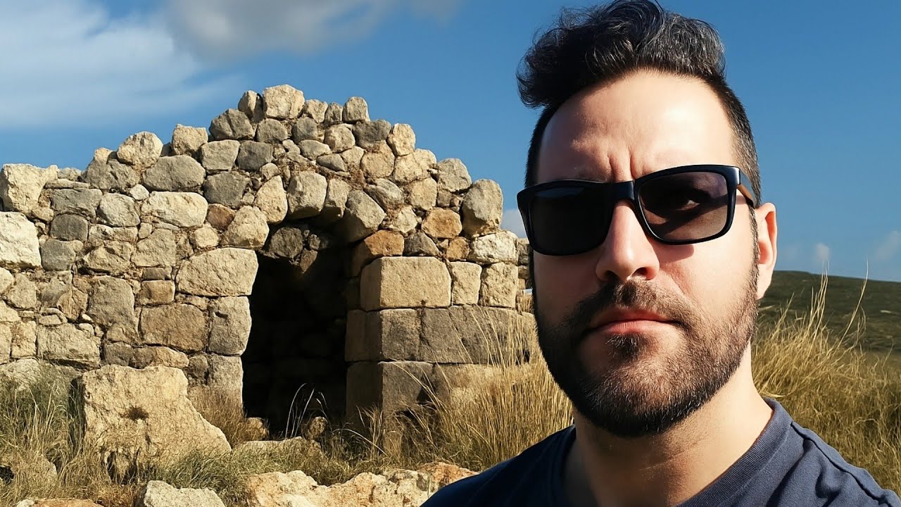 Μπήκα στη Πύλη του Άδη στο ακρωτήριο Ταίναρο