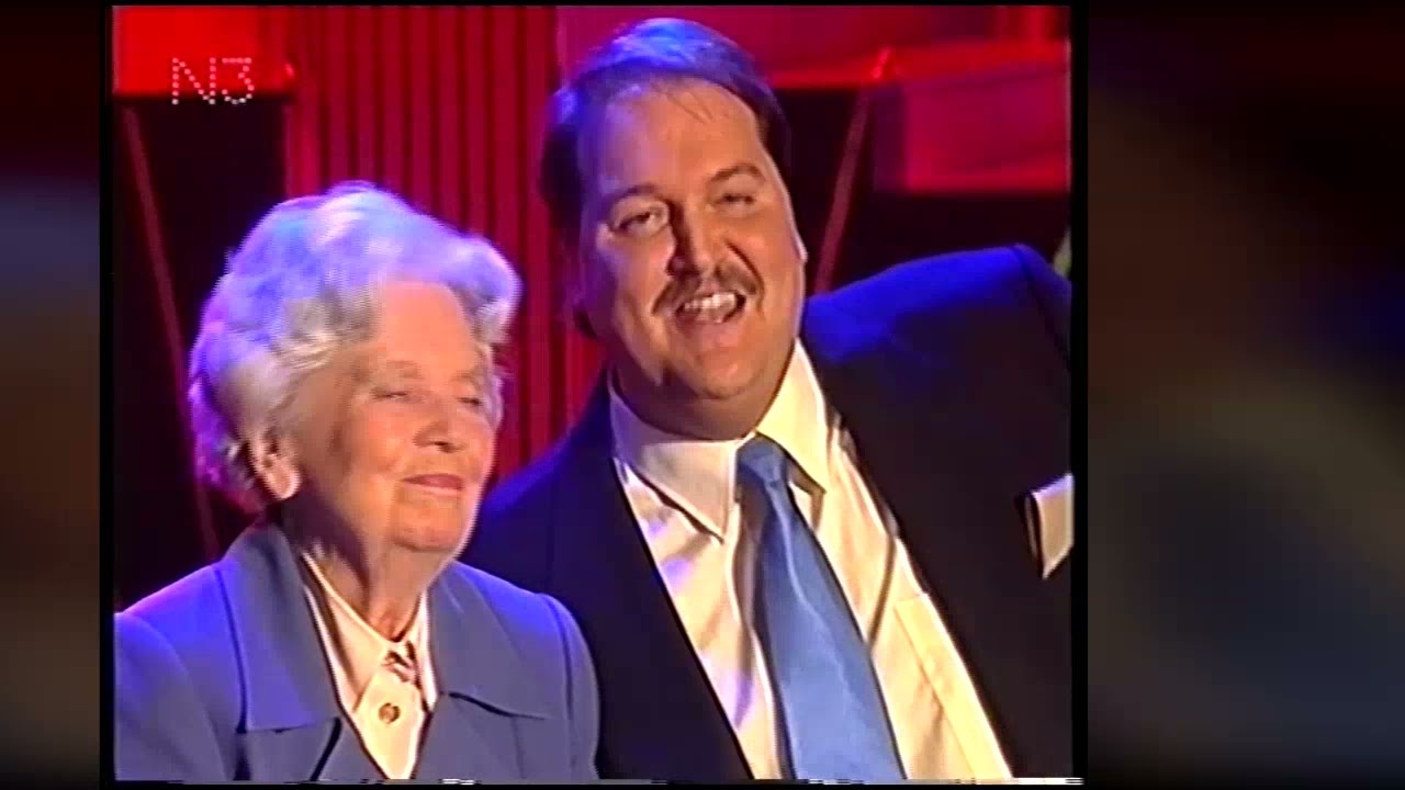 Andreas Ellermann  und Heidi Kabel auf der Reeperbahn nachts um halb eins