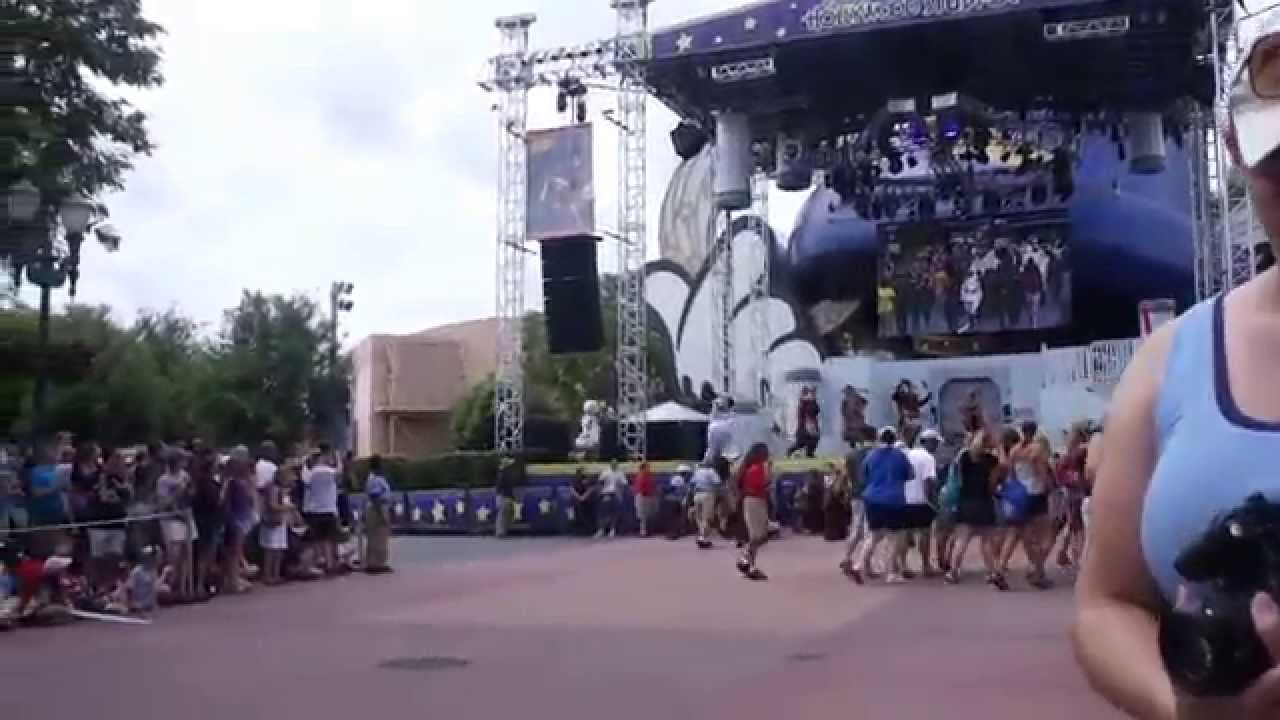 Star wars weekends parade Week 3