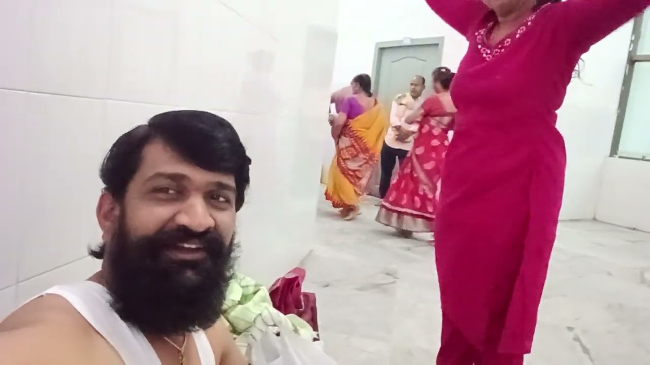 తిరుపతి వెళ్తూ మా ప్రయాణం మీతో...🥰🥰🥰 #sss999 shorts #viral shorts #ytshorts #vlogs #Music 