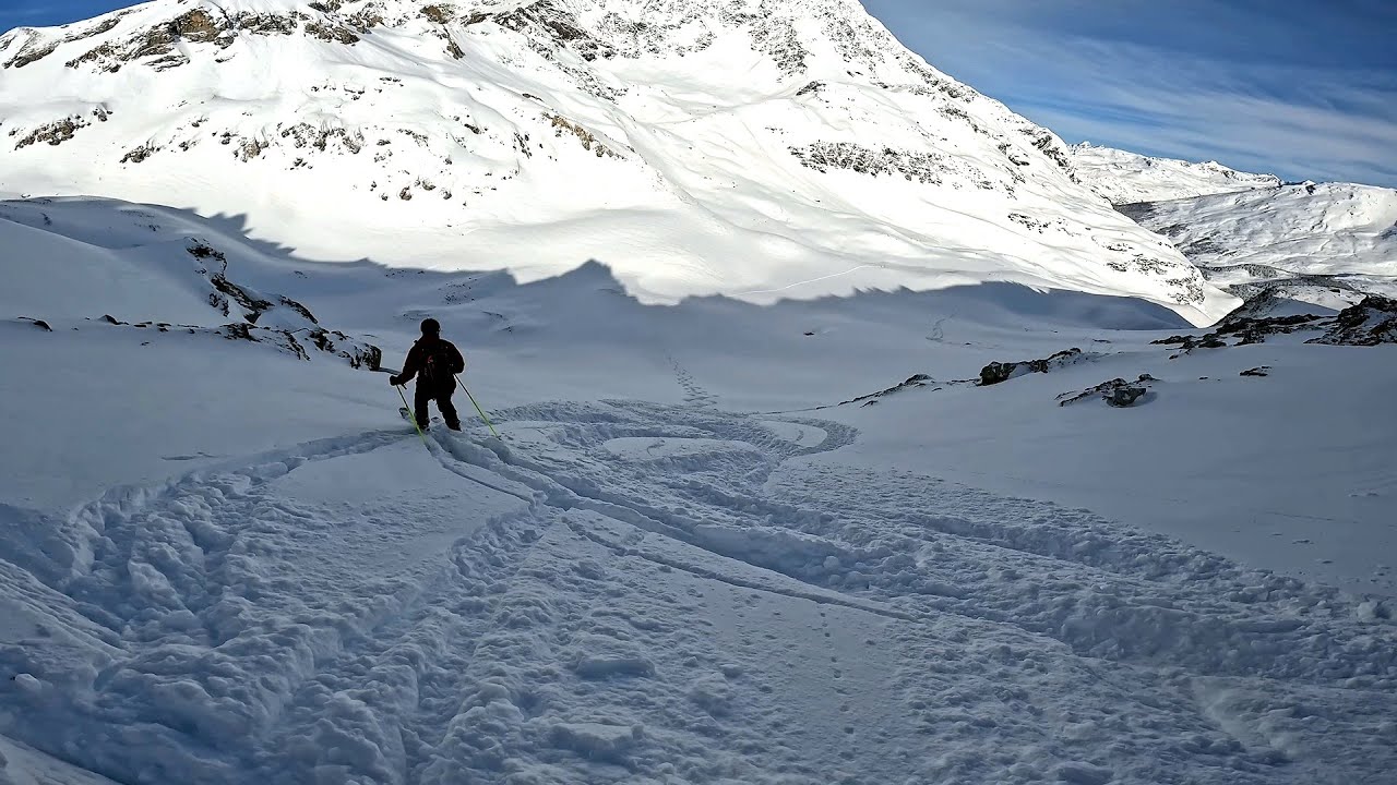 SUPER Offpiste Tignes. Vallon de la Sache in fresh Ti-powder and sun. 29. januar 2025.