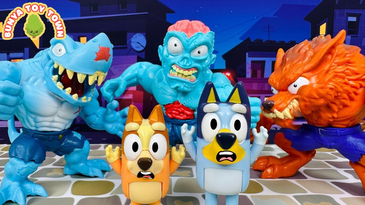 BLUEY vs Monsters | Bluey Halloween | Pretend Play with Bluey Toys