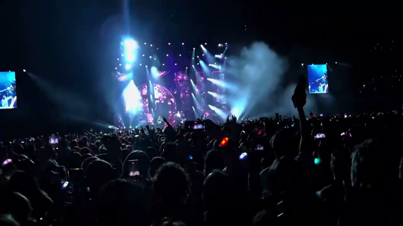 El Fin del Mundo - La La Love You (15/03/2024) Directo Wizink Center