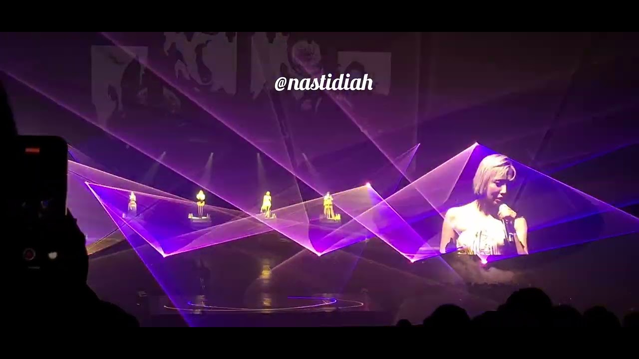 20241122 2NE1 in Jakarta | Missing You, It Hurts